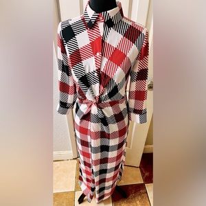 Trendy plaid blouse (NY&CO)